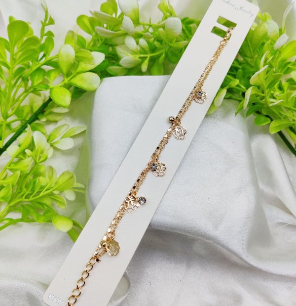 Imported Elegant Adjustable Charm Bracelet – Imported Elegance For Girls & Women -Random Design
